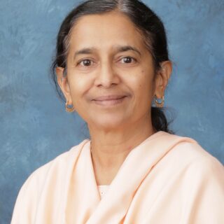 Head shot of Ujjwala Gadgil