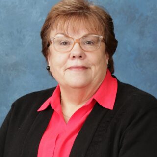 Head shot of Erin Jenks