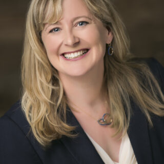 Head shot of Robin Klau